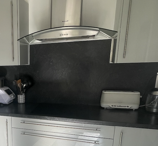 cuisine avant rénovation par covering dans le Gard